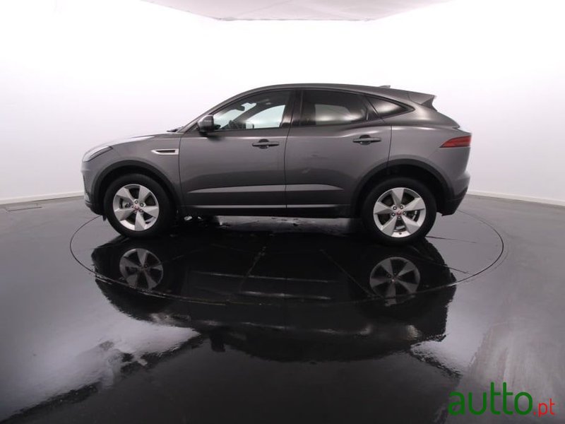 2018' Jaguar E-Pace 2.0 I4D R-Dynamic S photo #3