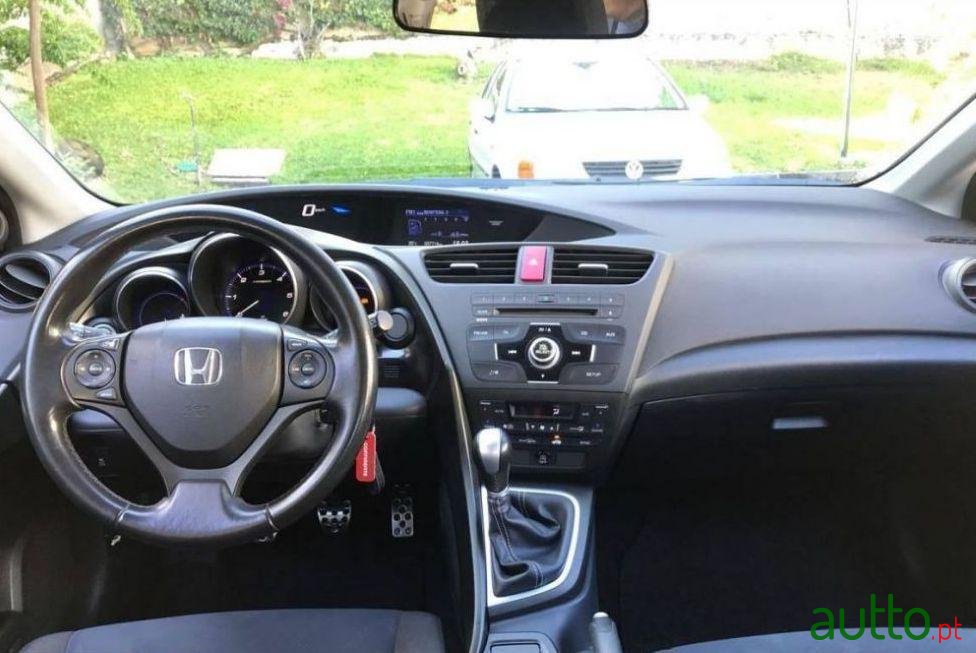 2012' Honda Civic 2.2 I-Ctdi Sport photo #2