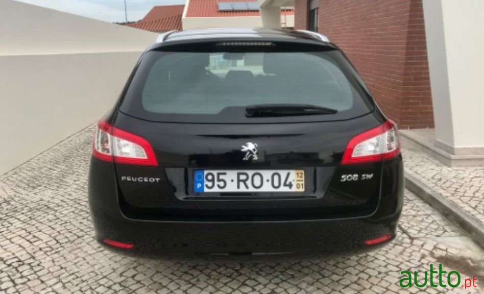 2012' Peugeot 508 Sw photo #1