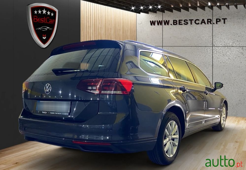 2020' Volkswagen Passat Variant photo #3