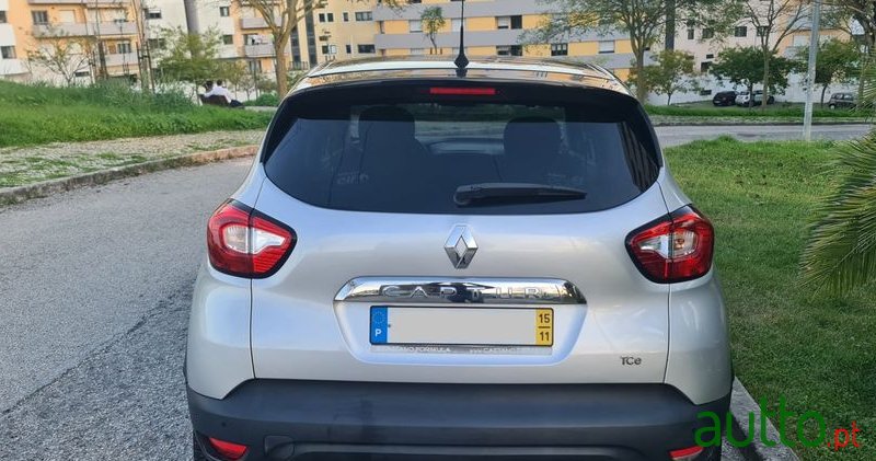 2015' Renault Captur photo #4