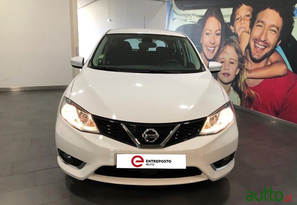 2017' Nissan Pulsar photo #2