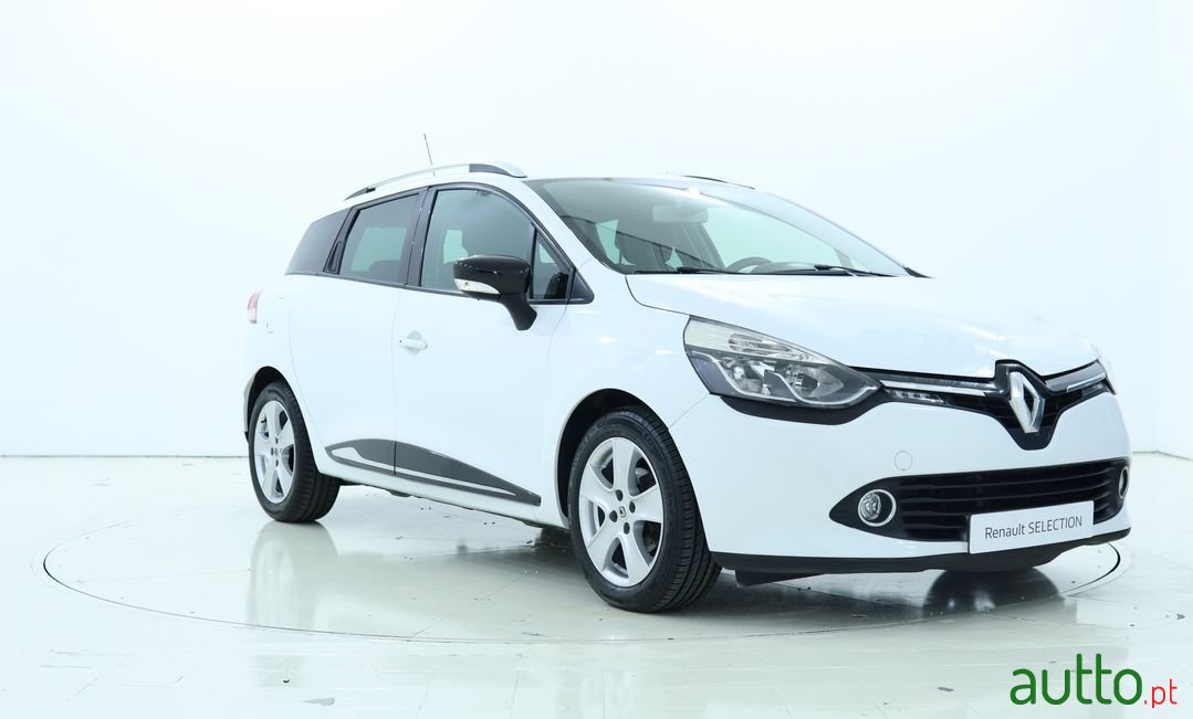 2015' Renault Clio photo #1