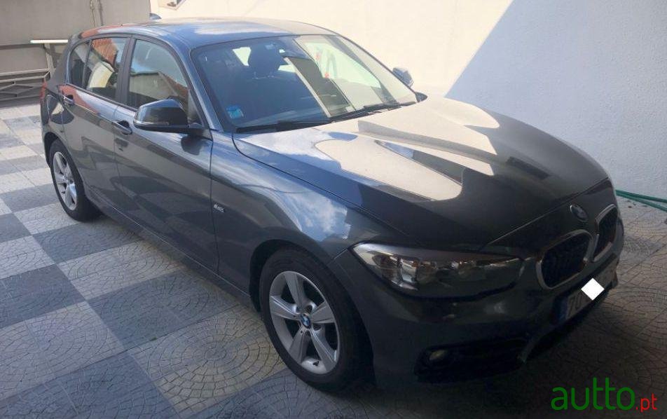 2016' BMW 116 Nacional photo #2