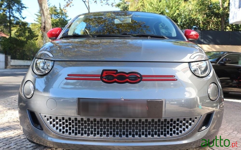 2021' Fiat 500E C (Red) photo #6