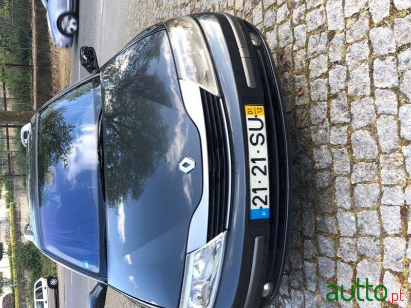 2001' Renault Laguna Break photo #3