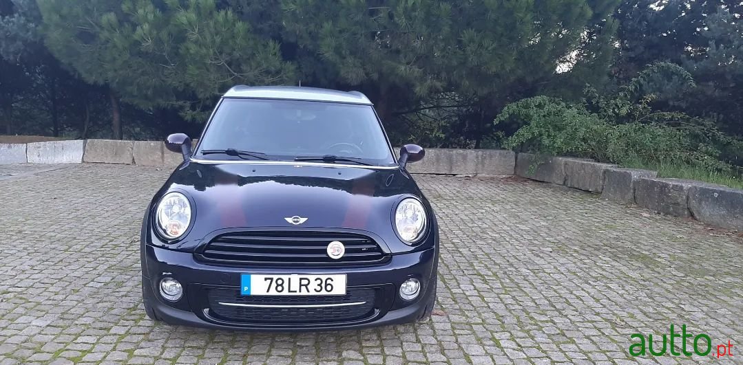 2011' MINI Clubman photo #2