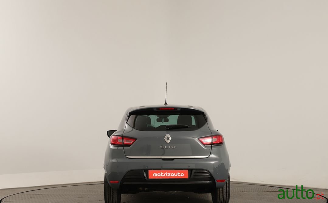 2018' Renault Clio photo #3