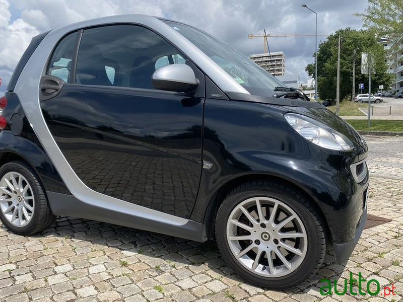 2009' Smart Fortwo Cdi Softouch Passion Dpf photo #6