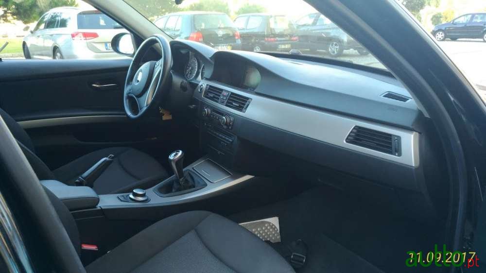 2007' BMW 320 photo #1