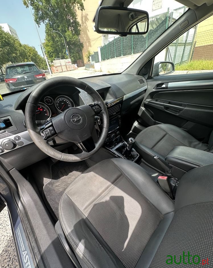 2007' Opel Astra 1.7 Cdti Cosmo photo #6
