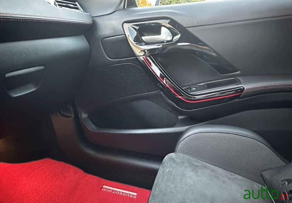 2016' Peugeot 208 photo #5