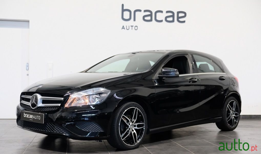 2013' Mercedes-Benz A-180 photo #1