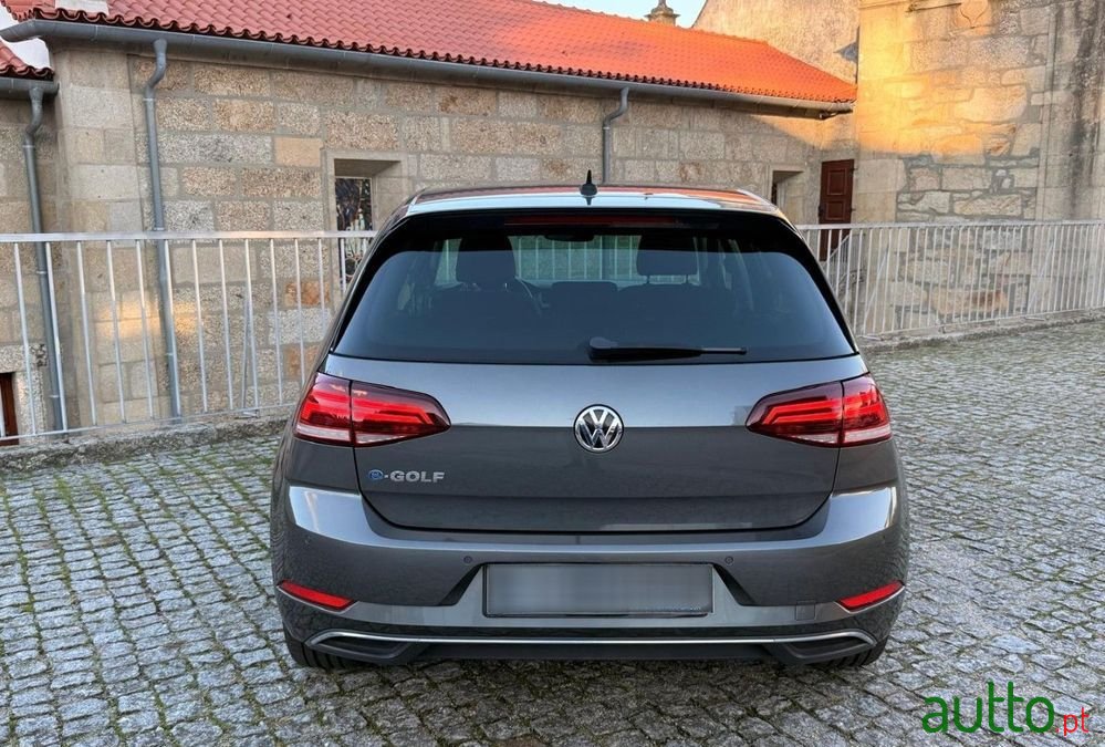 2018' Volkswagen e-Golf Ac/Dc photo #5