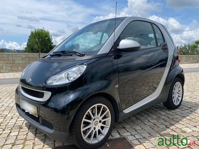 2009' Smart Fortwo Cdi Softouch Passion Dpf photo #1
