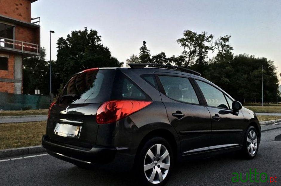 2007' Peugeot 207 Sw Sport M5 95Cv photo #2