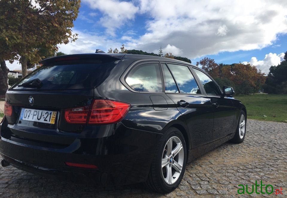 2012' BMW 320 Sport photo #3