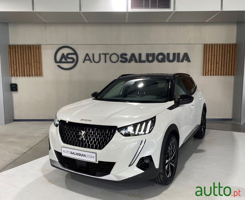 2021' Peugeot 2008 photo #1