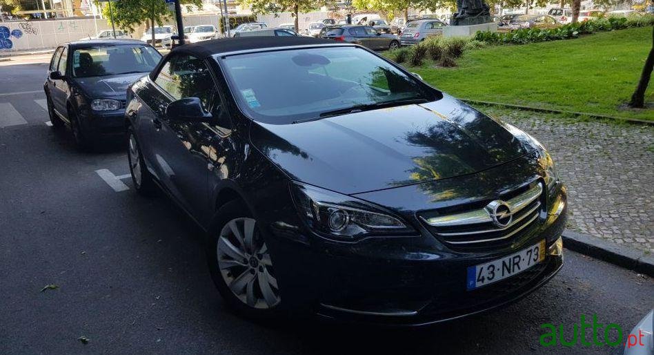 2013' Opel Cascada photo #2
