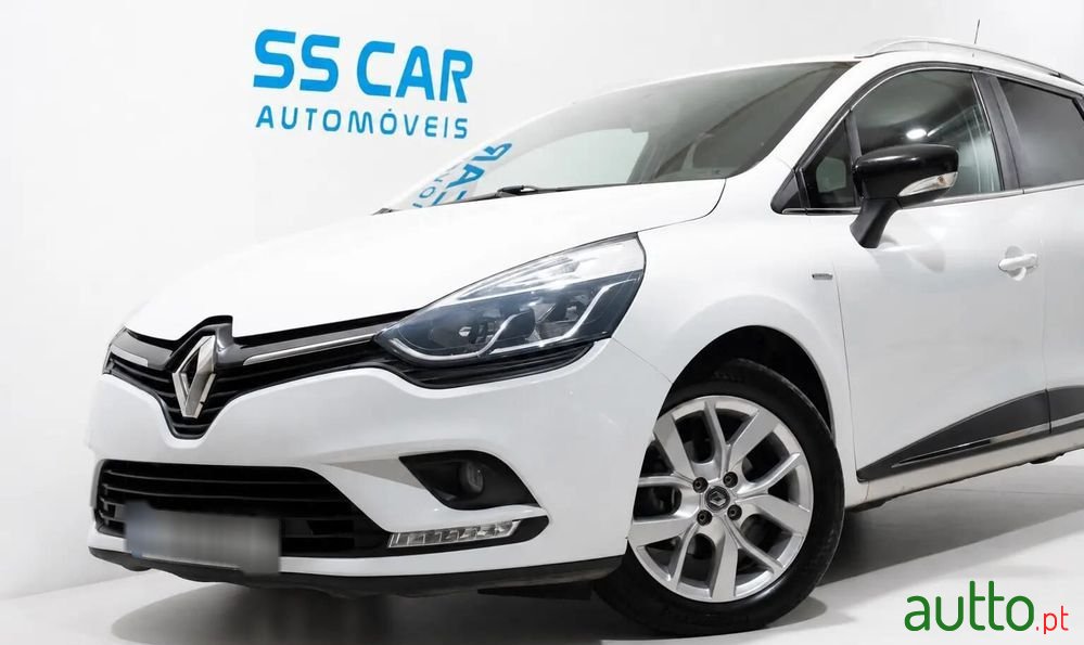 2020' Renault Clio 0.9 Tce Limited photo #2