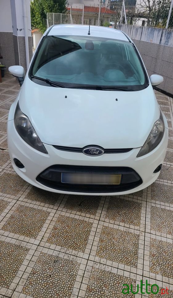 2011' Ford Fiesta 1.4 Tdci Trend photo #1