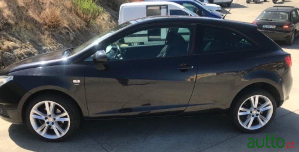 2009' SEAT Ibiza 1.9Tdi Sc photo #3