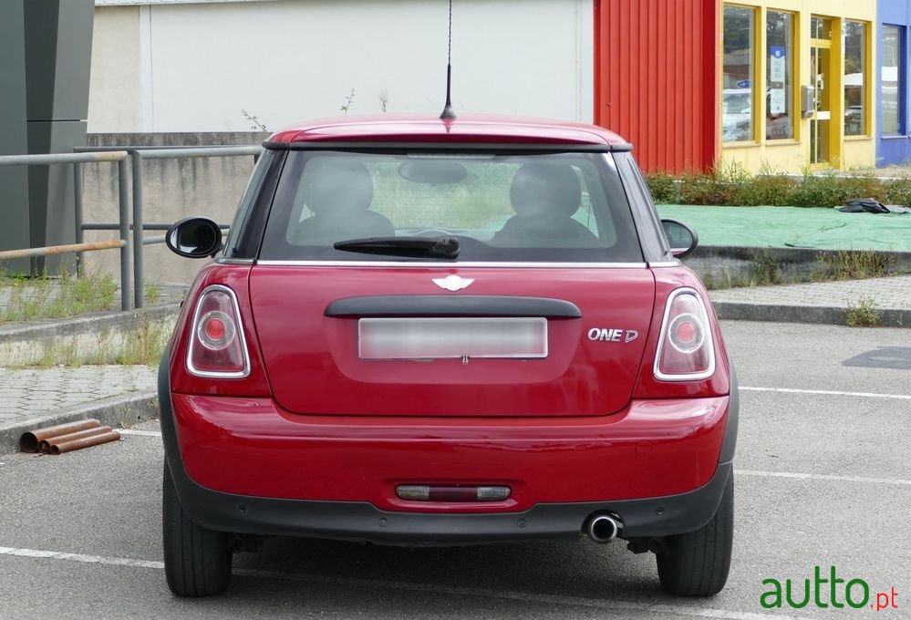 2011' MINI One D photo #3