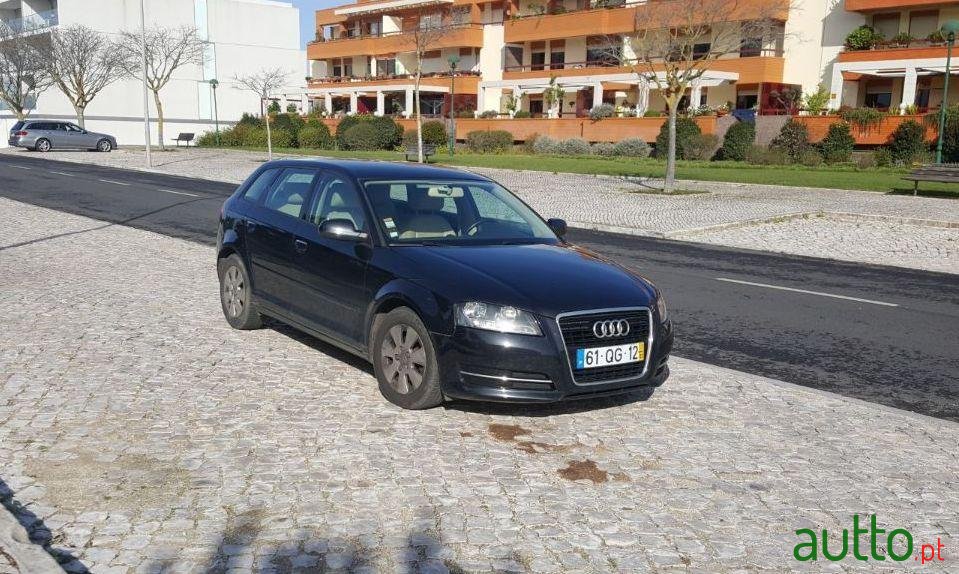 2011' Audi A3 Sportback photo #1