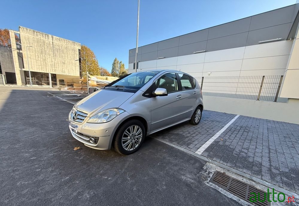 2012' Mercedes-Benz Classe A photo #1