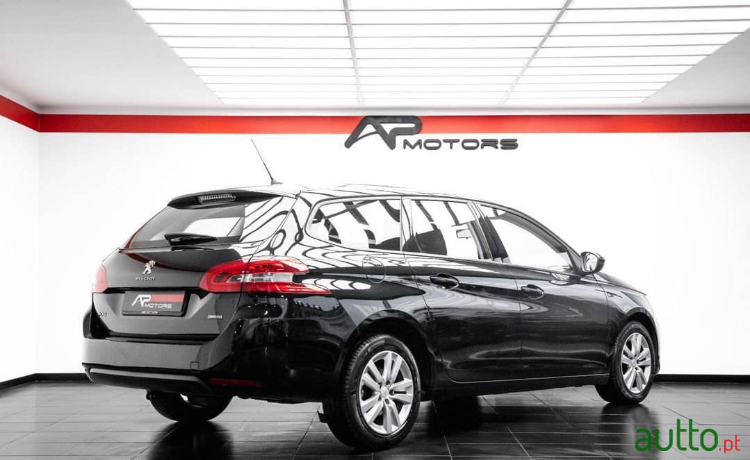 2014' Peugeot 308 Sw photo #4
