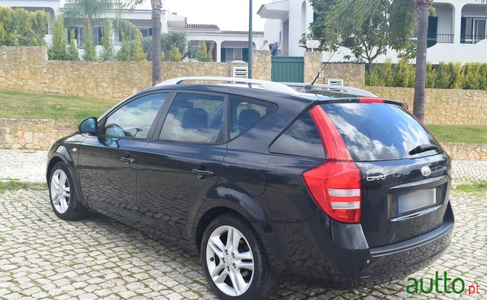 2008' Kia Ceed Sw photo #5