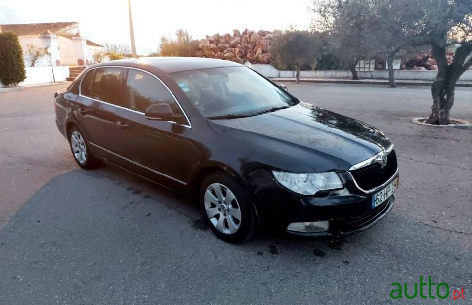 2009' Skoda Superb photo #1