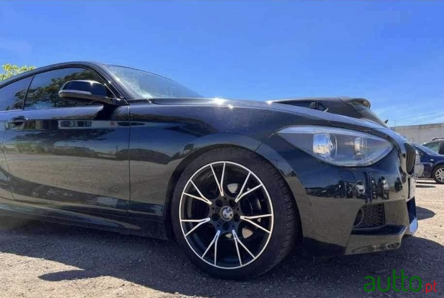 2013' BMW 118 D photo #1