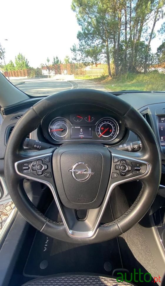 2016' Opel Insignia Sports Tourer photo #5