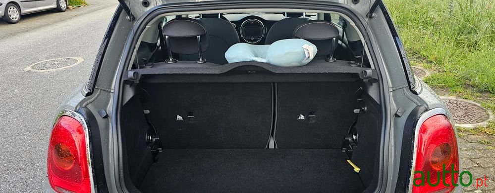 2017' MINI One D 3 Portas photo #5