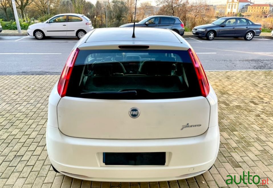 2007' Fiat Grande Punto Sport photo #4