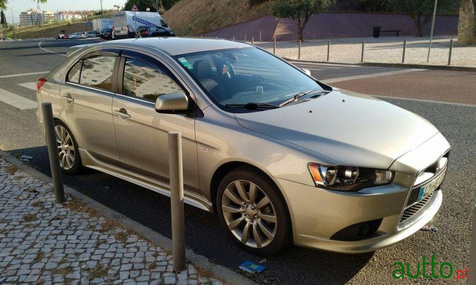 2009' Mitsubishi Lancer Sportback photo #1