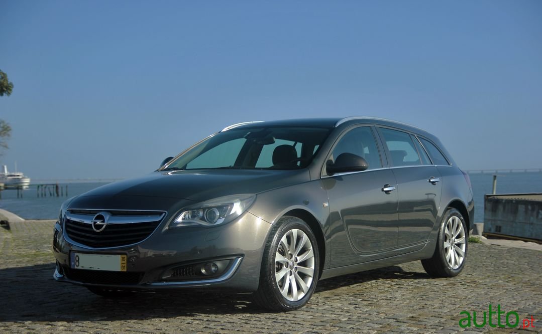 2016' Opel Insignia Sports Tourer photo #1
