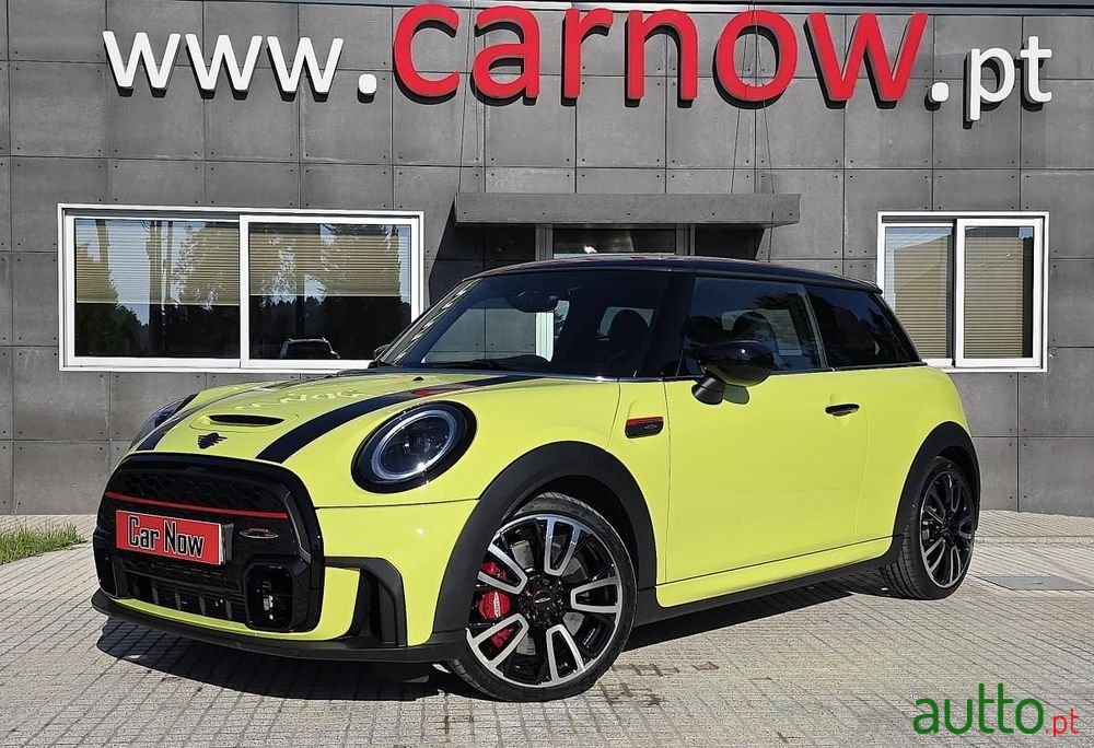 2022' MINI John Cooper Works 3 Portas photo #1
