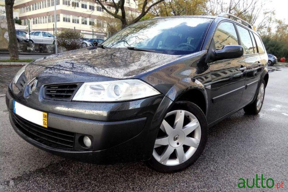 2008' Renault Megane Break photo #2
