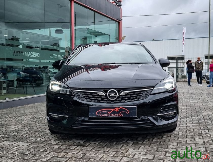 2019' Opel Astra photo #2