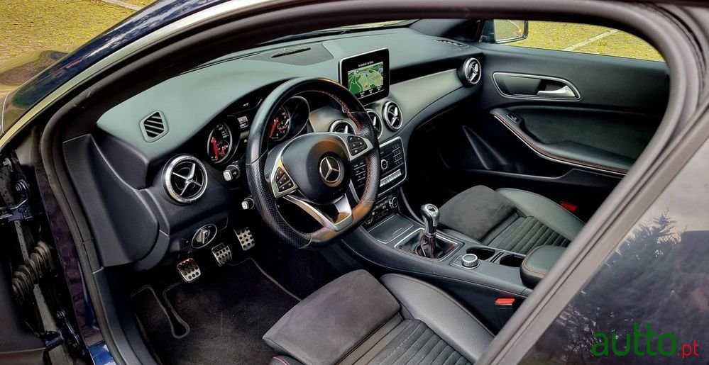 2017' Mercedes-Benz Classe Cla D Amg Line photo #6