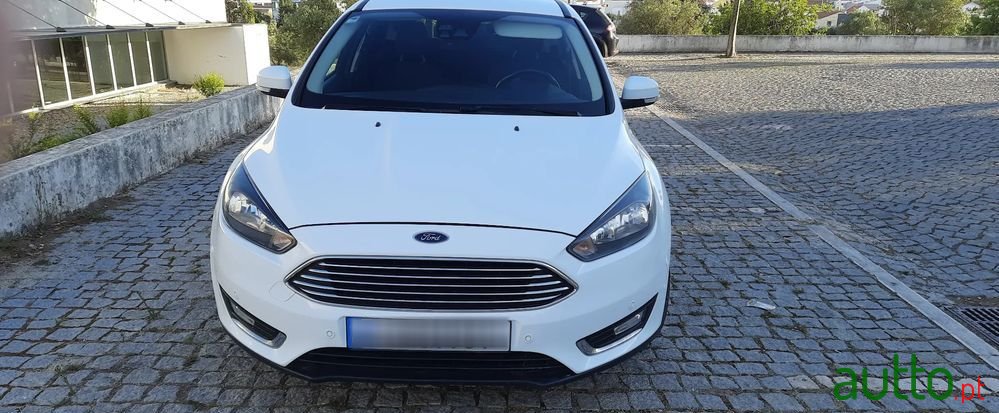 2015' Ford Focus 2.0 Tdci Titanium photo #1