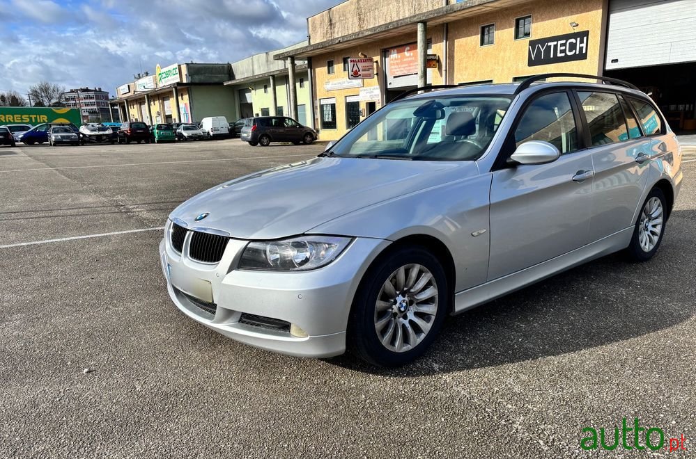 2008' BMW Série 3 photo #4