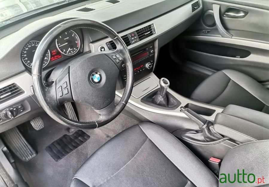 2007' BMW 320 photo #5