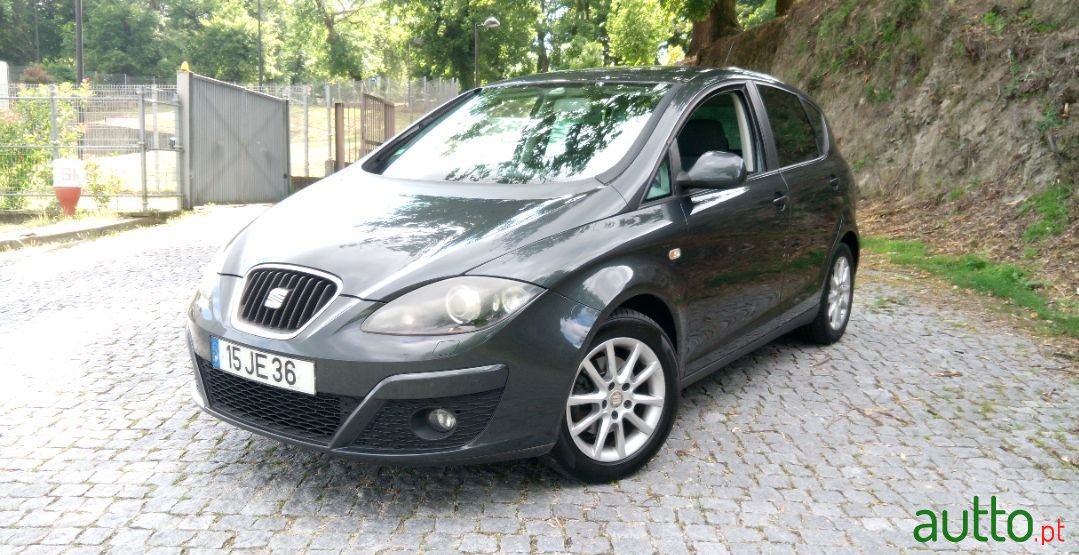 2010' SEAT Altea Sport photo #1