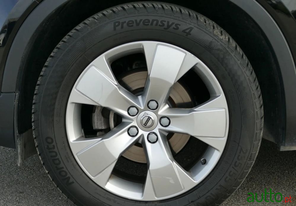 2018' Volvo Xc 40 photo #5