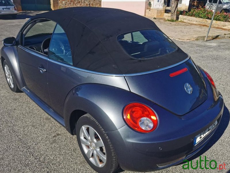 2007' Volkswagen New-Beetle photo #4