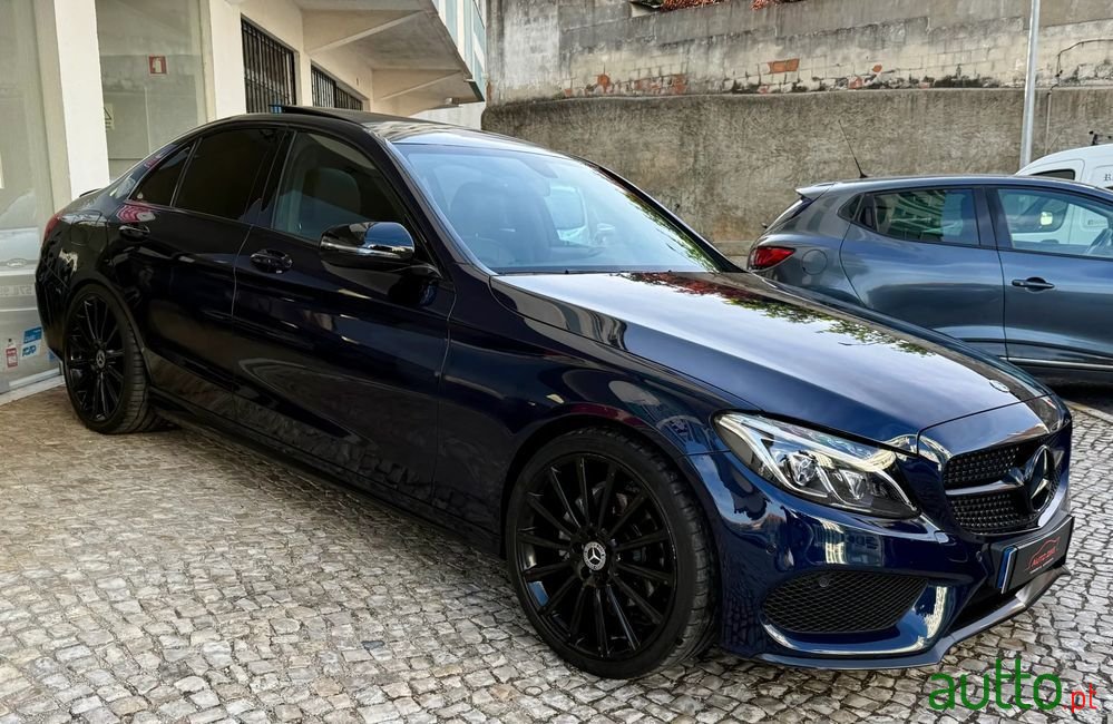 2017' Mercedes-Benz Classe C photo #3
