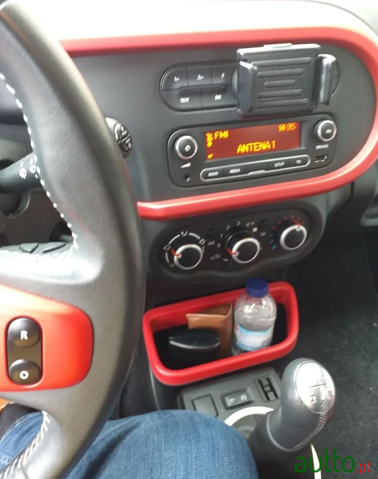 2017' Renault Twingo photo #3